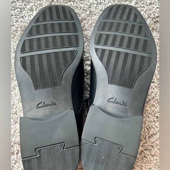 Clarks Waterproof Tilden Top Ankle Boots 9.5W - Picture 5 of 8